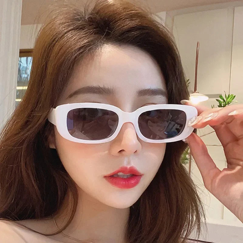 Retro Chic Square Sunglasses™
